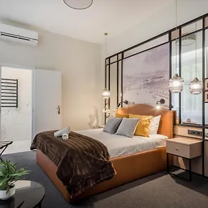 Astoria Boutique Suites- Location By Bqa בודפשט